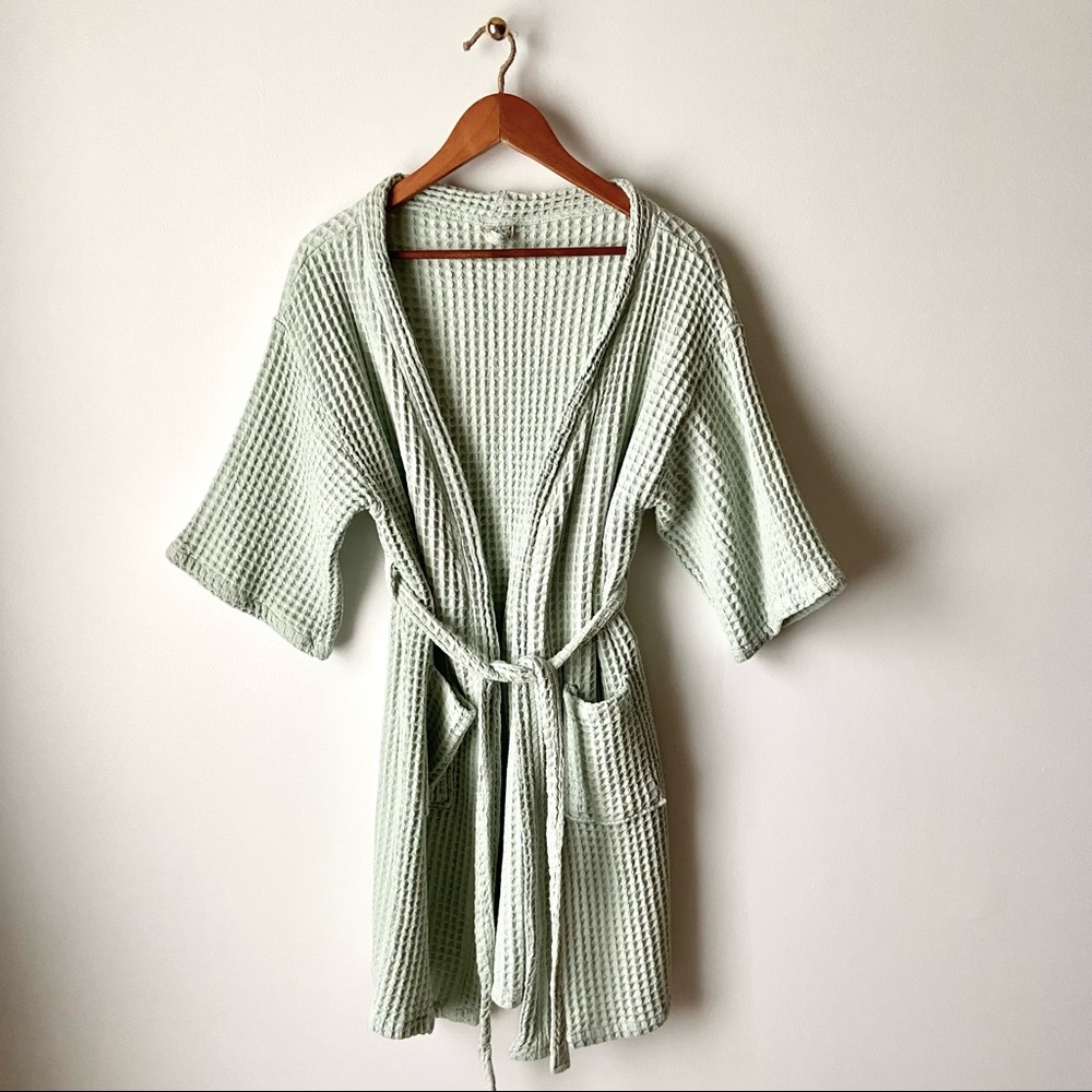 BATHEN Mint Waffle Robe